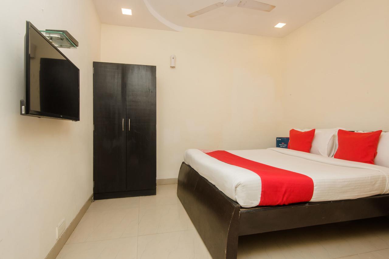 Oyo 10103 Hotel Aviva มุมไบ ภายนอก รูปภาพ